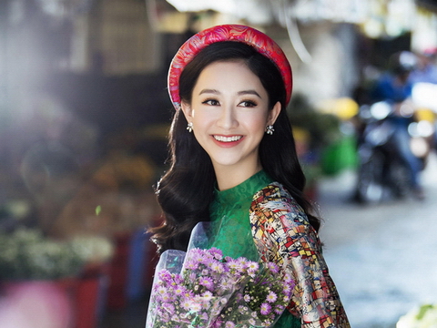 Á hậu Hà Thu nhớ về tuổi thơ đón tết ở cố đô Huế