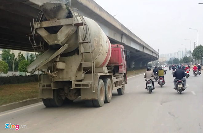 Hà Nội tước phù hiệu gần 400 ôtô vi phạm tốc độ nhiều lần