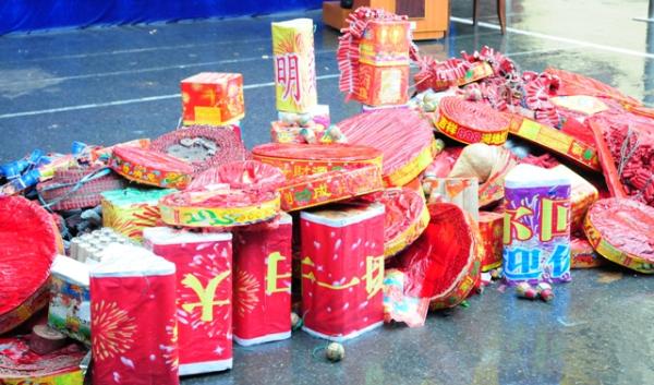 Sử dụng pháo nổ ngày Tết: 6 người bị phạt tiền