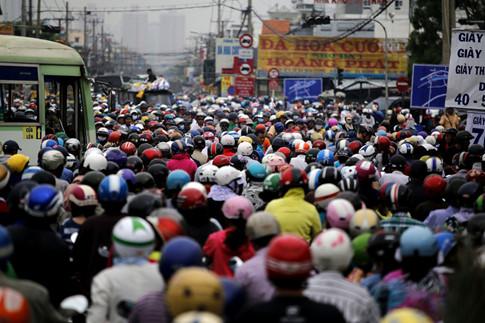Kẹt xe hơn 7km suốt 3 giờ đồng hồ trên Quốc lộ 50 5