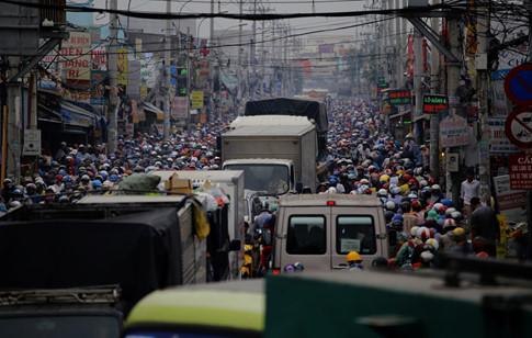 Kẹt xe hơn 7km suốt 3 giờ đồng hồ trên Quốc lộ 50 6
