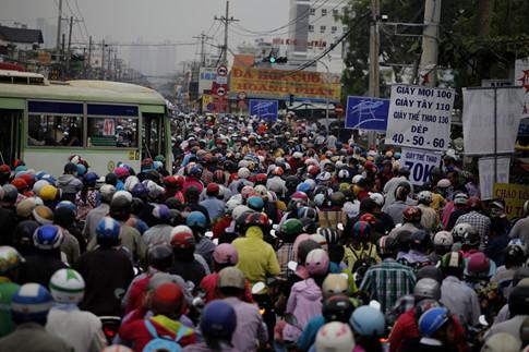 Kẹt xe hơn 7km suốt 3 giờ đồng hồ trên Quốc lộ 50 12