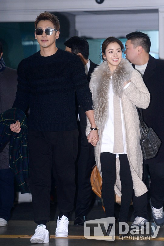 Kim Tae Hee va Bi Rain lan dau xuat hien sau dam cuoi hinh anh 1
