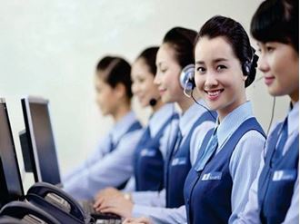 Các tổng đài chăm sóc khách hàng vẫn hoạt động bình thường để giải đáp và cung cấp thông tin khi khách hàng có nhu cầu.