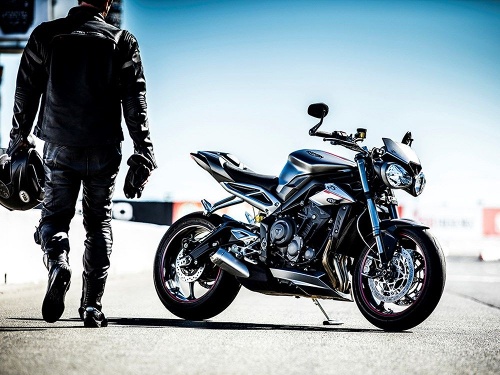 Bộ khung của Street Triple 765 mới sẽ nhẹ và cứng hơn so với phiên bản tiền nhiệm trước đây với trọng lượng không tải là 166 kg.