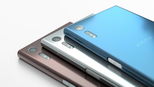 Kế đến là mẫu smartphone mang tên Sony Hinoki (cypress). Máy có màn hình 5 inch với độ phân giải khiêm tốn HD, chip xử lý MediaTek Helio P20, RAM 3GB và bộ nhớ trong 32GB. Máy sẽ có bộ đôi camera trước, sau lần lượt là 16 megapixel và 8 megapixel. Và cuối cùng, nhưng không kém là mẫu smartphone có tên Sony Mineo. Thiết bị có rất ít thông tin cụ thể, ngoại trừ thông tin về mức giá của máy được tiết lộ là 350 USD, Mineo sẽ được xếp vào phân khúc smartphone tầm trung.