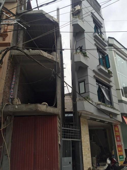 Những ngôi nhà 'kỳ dị' tiếp tục mọc lên ở phố mới Hà Nội ảnh 2