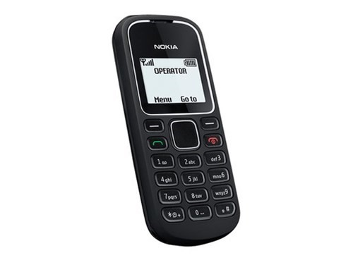 2. Nokia 1280: Cũng là sản phẩm thuộc dòng “cục gạch” huyền thoại, 1280 được nâng cấp cả về thiết kế lẫn tính năng. Tuy nhiên, khác biệt lớn nhất của máy so với đàn anh 1110i ở thời điểm ra mắt. Sản phẩm trình làng khi smartphone bắt đầu nở rộ. Tuy nhiên, máy vẫn có chỗ đứng khá vững chắc trong phân khúc giá rẻ khi sở hữu pin khủng với thời gian sử dụng lên đến hơn 1 tuần.