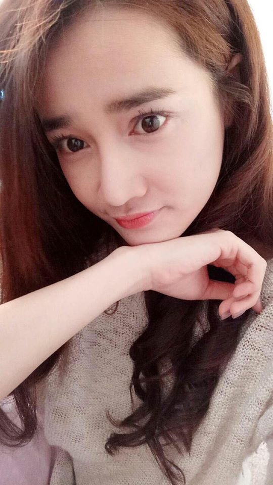 Nhã Phương lại làm fans ngây ngất với khoảnh khắc selfie.