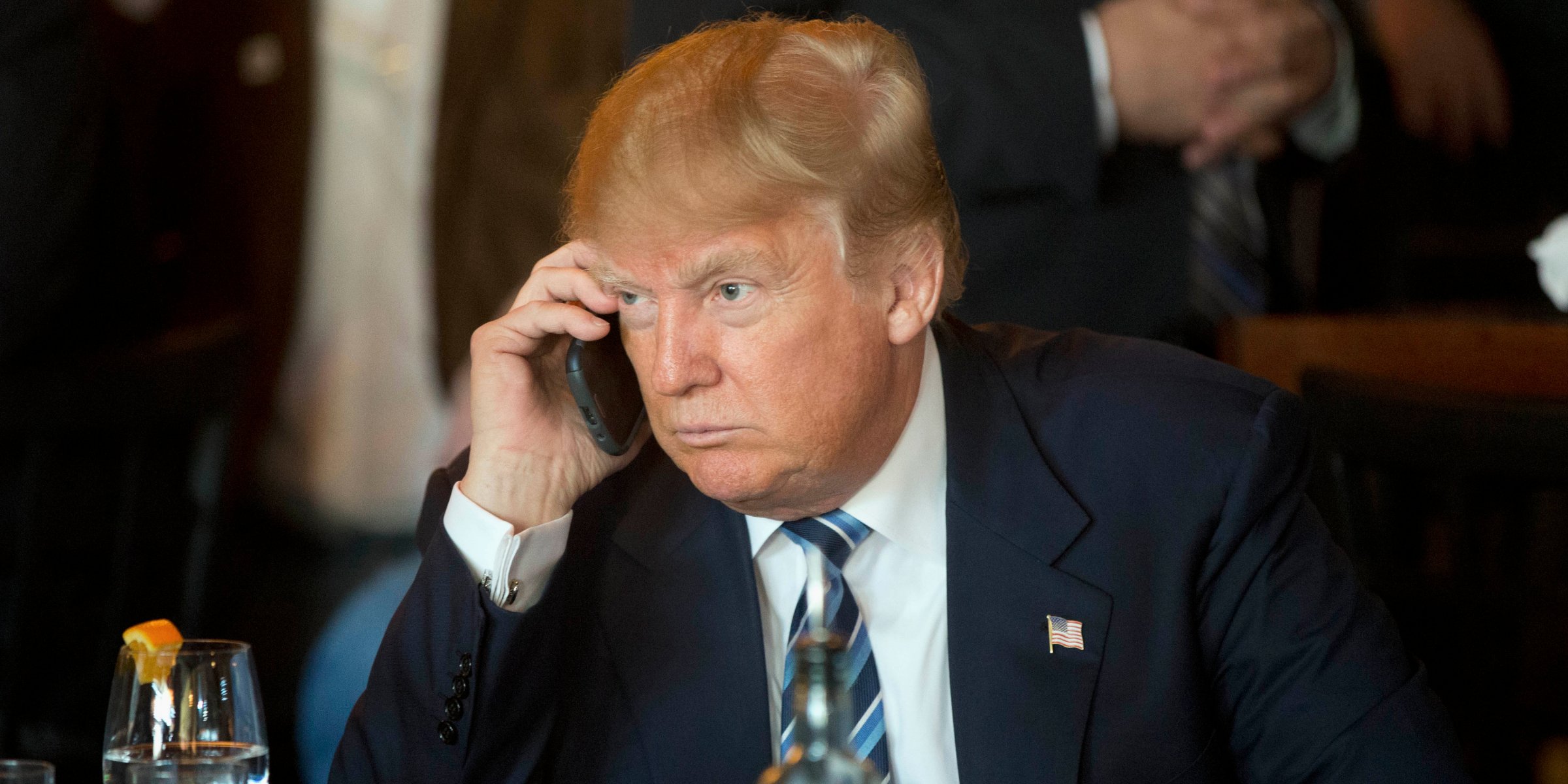 Ông Donald Trump thất vọng vì điều hành chính phủ khó hơn doanh nghiệp