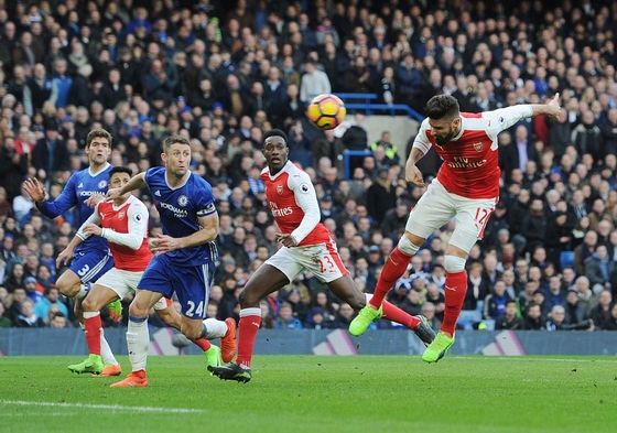 Giroud ghi bàn thắng danh dự cho Arsenal