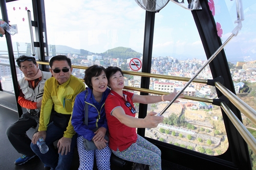 …Những xúc cảm đó quả là khởi đầu lý tưởng trên hành trình khám phá tour du lịch chào xuân hấp dẫn nhất thành phố biển.