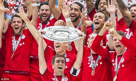Chia tay Philipp Lahm - huyền thoại trong lòng người hâm mộ
