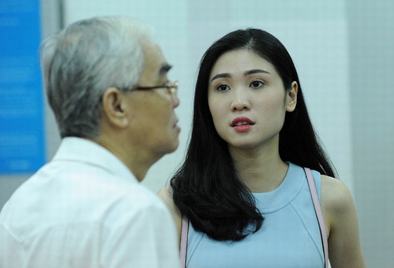 Sau trận, ông Dũng xuống sân động viên thầy trò HLV Hữu Thắng. Ông nhắc các cầu thủ luôn phải nỗ lực không ngừng để hoàn thành mục tiêu đề ra trong năm nay.