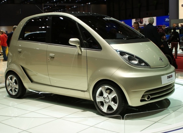 Tata Nano thu hút giới truyền thông bởi mức giá 
