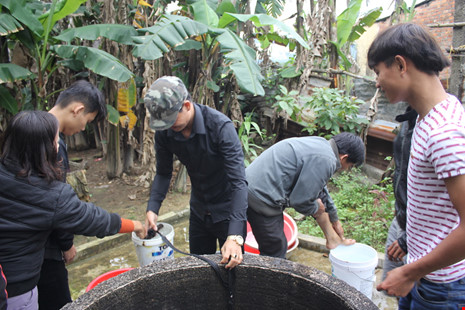 Bí ẩn giếng nước bỗng nhiên bốc khói nghi ngút