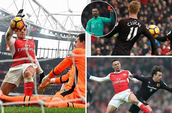 Thắng đầy tranh cãi, Arsenal leo lên vị trí thứ 3!
