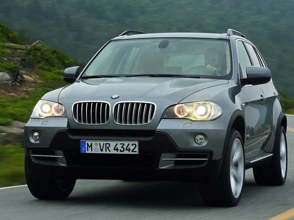 5 xe SUV hạng sang xuống giá nhanh không ngờ