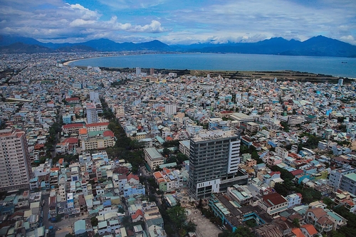 Đà Nẵng được đánh giá là điểm đến hấp dẫn nhất năm 2017 vì có lễ hội pháo hoa quốc tế.