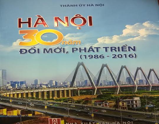 Ra mắt cuốn sách &quot;Hà Nội-30 năm đổi mới, phát triển&quot;