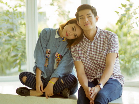 Thái Trinh khóc nức nở khi nhận được món quà Valentine bất ngờ từ Quang Đăng