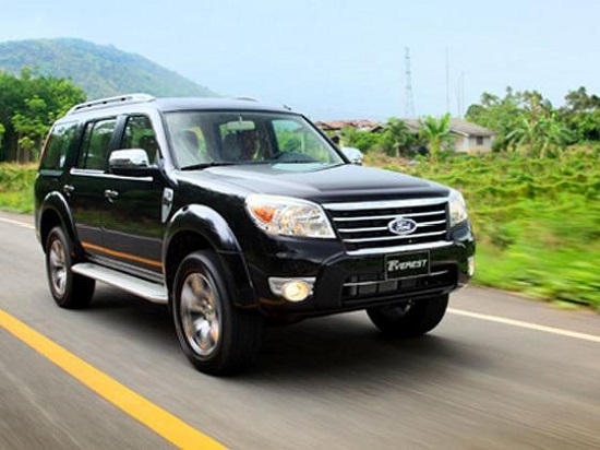 Ford Everest đời 2011, giá tham khảo: 625 triệu đồng