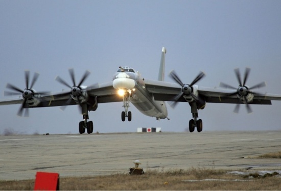 Máy bay ném bom Tu-95