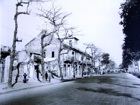 Tái hiện Thủ đô '60 ngày đêm huyết lệ'