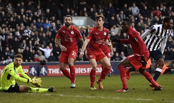 Vòng 5 cúp FA: Leicester thua sốc, Man City tự &quot;bắn vào chân&quot;