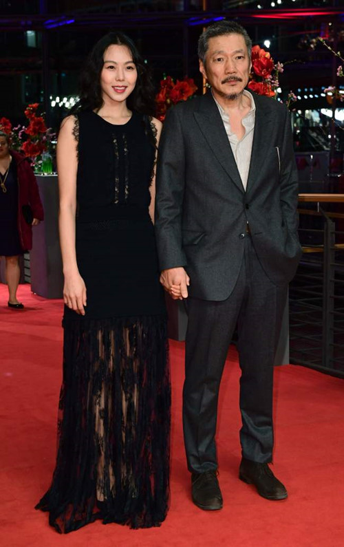 Kim Min Hee và Hong Sang Soo trên thảm đỏ LHP Berlin lần thứ 67