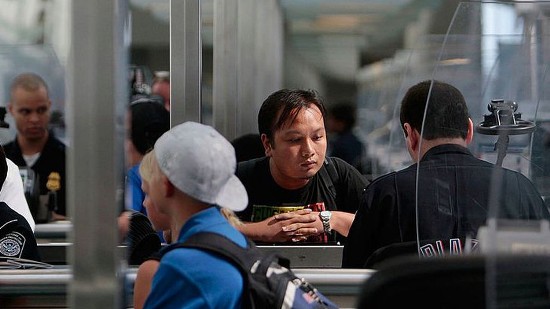 Khách Trung Quốc tới Mỹ có thể phải cung cấp thông tin tài khoản mạng xã hội