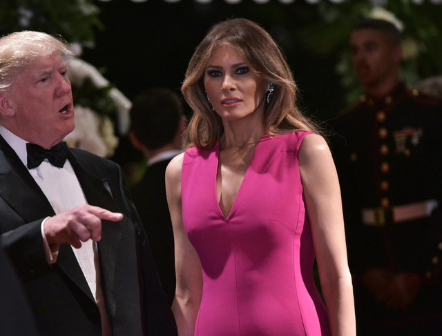 Phu nhân ông Trump có thể đã bị trục xuất nếu theo quy định của chính quyền mới