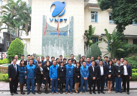 Những cá nhân và đại diện tập thể Điển hình Kỹ thuật giỏi, Kinh doanh giỏi được vinh danh tại buổi lễ