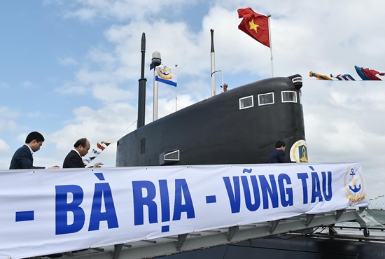 Tàu ngầm