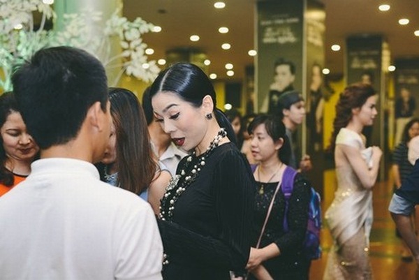 Lệ Quyên và Hồ Ngọc Hà 