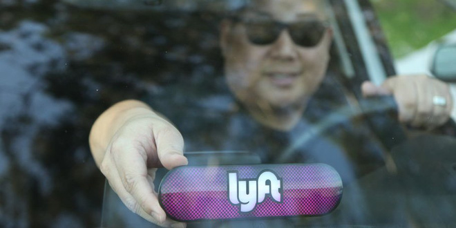  Vị trí thứ 2: Lyft - công ty dịch vụ chia sẻ xe, đối thủ của Uber đang có mức đãi ngộ khá sát sao với đối thủ. Thu nhập trung bình: 300.000 USD. Lương trung bình: 157.000 USD. Thu nhập dao động trong khoảng: 218.000 USD-387.000 USD.