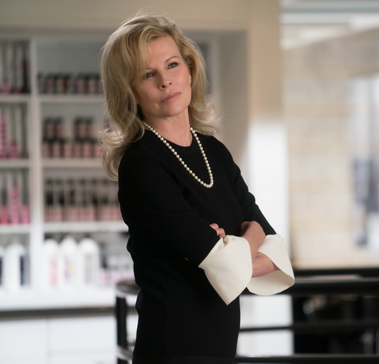 Minh tinh Kim Basinger, chủ nhân tượng vàng Oscar danh giá sẽ vào vai “Quý bà Robinson”