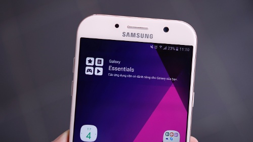 Cận cảnh bộ đôi Samsung Galaxy A5 và A7 2017 tại Việt Nam