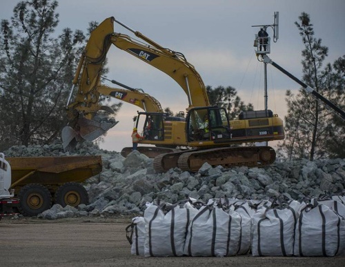 Công cuộc vá đập Oroville diễn ra nhanh chóng