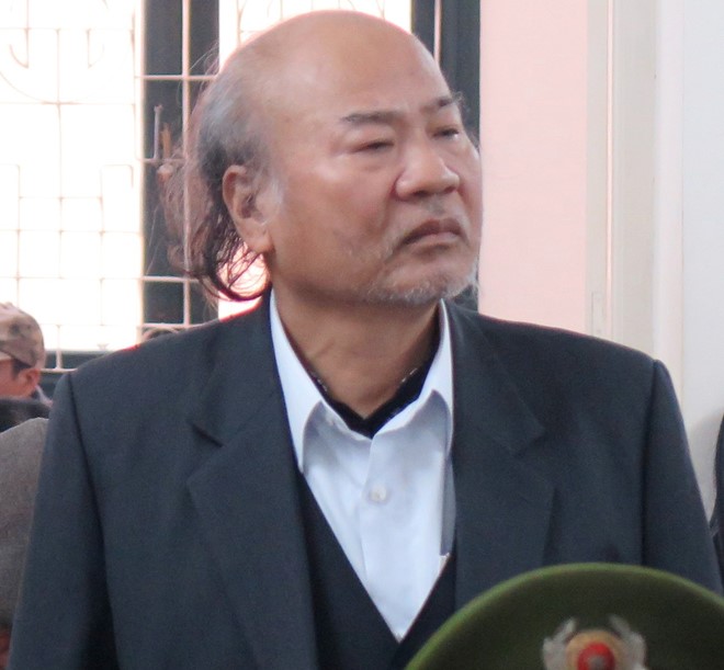 Cha con Giang Kim Đạt &quot;giành&quot; nhau 16 triệu USD