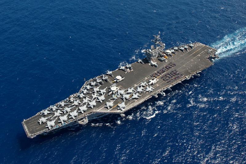 USS Carl Vinson được đưa vào hoạt động trong Hải quân Mỹ từ năm 1983. Tàu có biệt danh