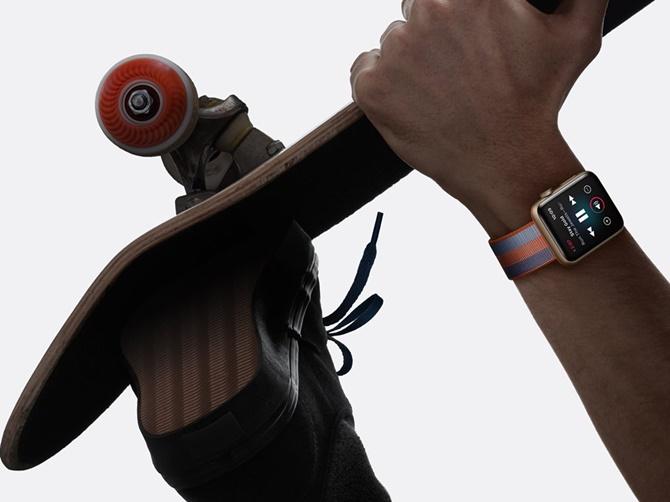 Apple đang từ bỏ hình ảnh sang chảnh của mình?