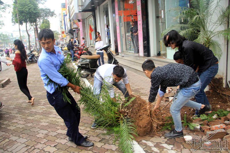 Căng thẳng khoan, phá bậc tam cấp tại Hà Nội