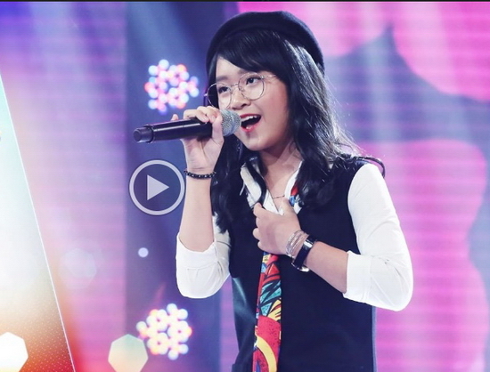 Ca sĩ Quang Linh còn hài hước cho biết thêm bốn mươi mấy năm nữa, bé sẽ hát hay bằng cô Thu Hiền khiến nữ giám khảo liền phản bác và cho rằng thí sinh sẽ còn hát hay hơn cô trong tương lai. Cô cho biết chỉ mới 12 tuổi mà Linh Phương hát được một bài hát khó của thể loại thính phòng như vậy là quá tốt, tuy nhiên cần chú ý thêm cách nhấn nhá để hoàn thiện hơn. 
