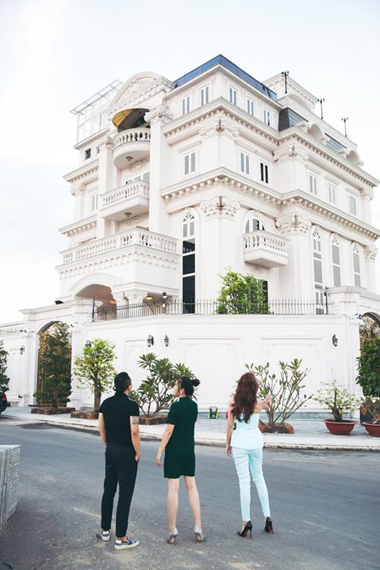 Lỹ Nhã Kỳ, Thuỷ Tiên