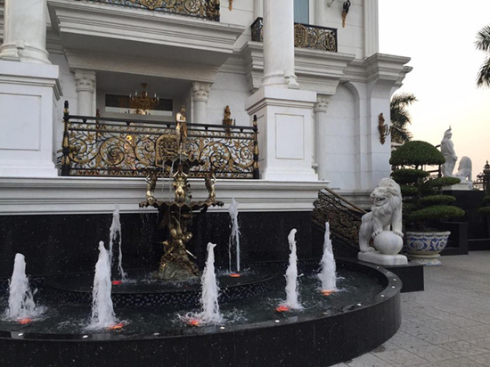 Lỹ Nhã Kỳ, Thuỷ Tiên