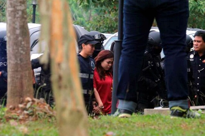 Doan Thi Huong mac ao chong dan roi toa an vu Kim Jong Nam hinh anh 1