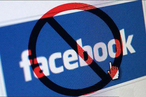 Vài ngày qua, cộng đồng người dùng hoang mang vì một số fanpage bỗng dưng 