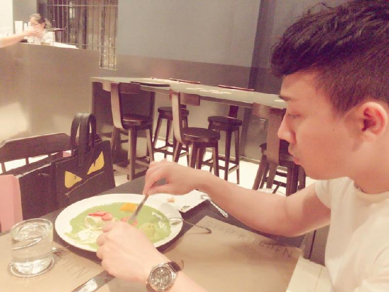 Hari Won hào hứng khoe: 