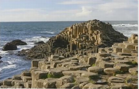 Mũi đá khổng lồ tại Bắc Ireland